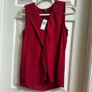 NWT sleeveless blouse in burgundy size small